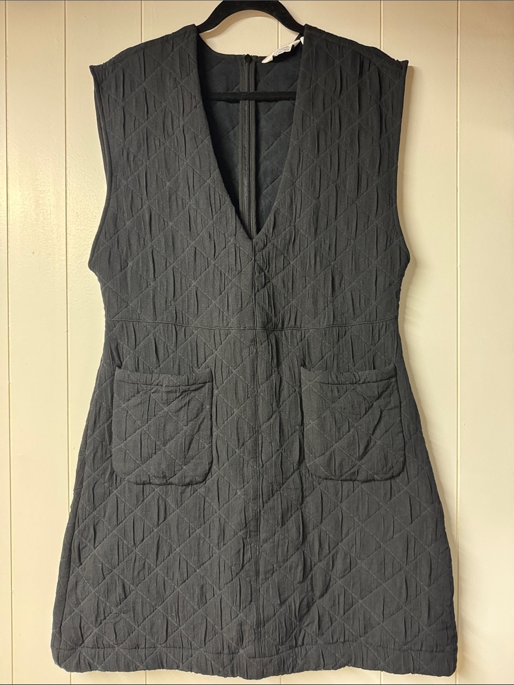& Other Stories Black Quilted Sleeveless V-Neck Tunic